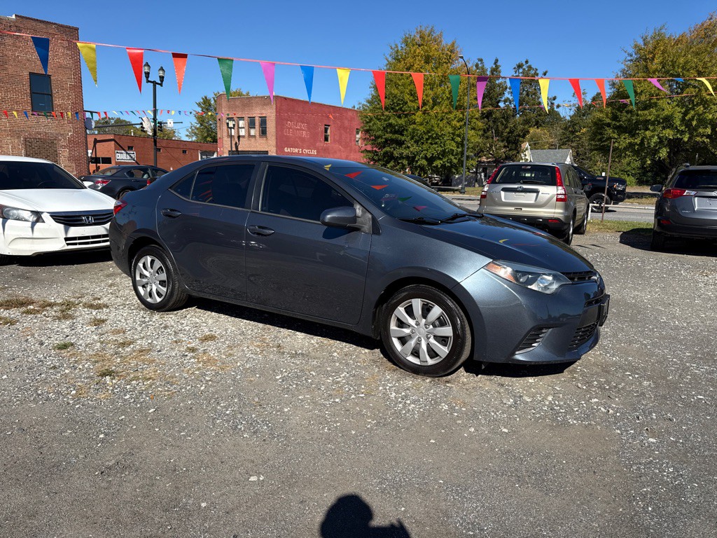 2015 Toyota Corolla Image 14