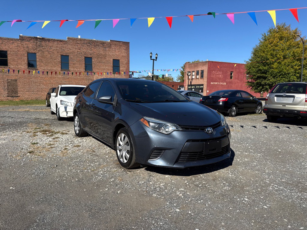 2015 Toyota Corolla Image 16