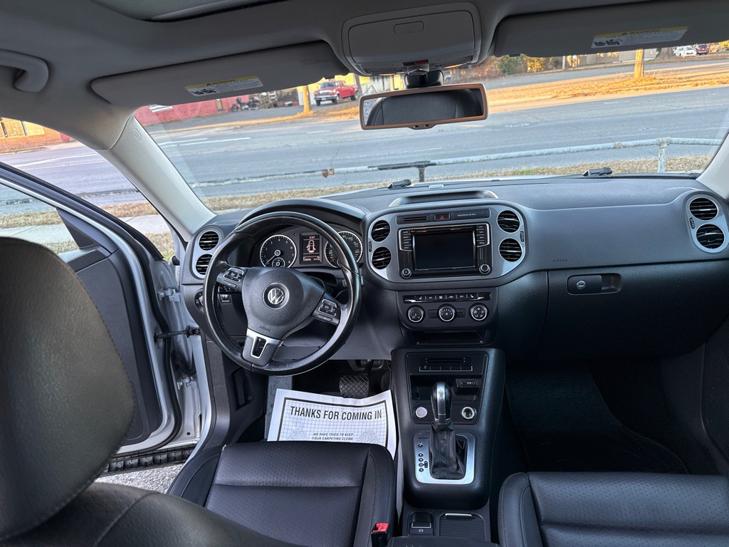 2016 Volkswagen Tiguan Image 11