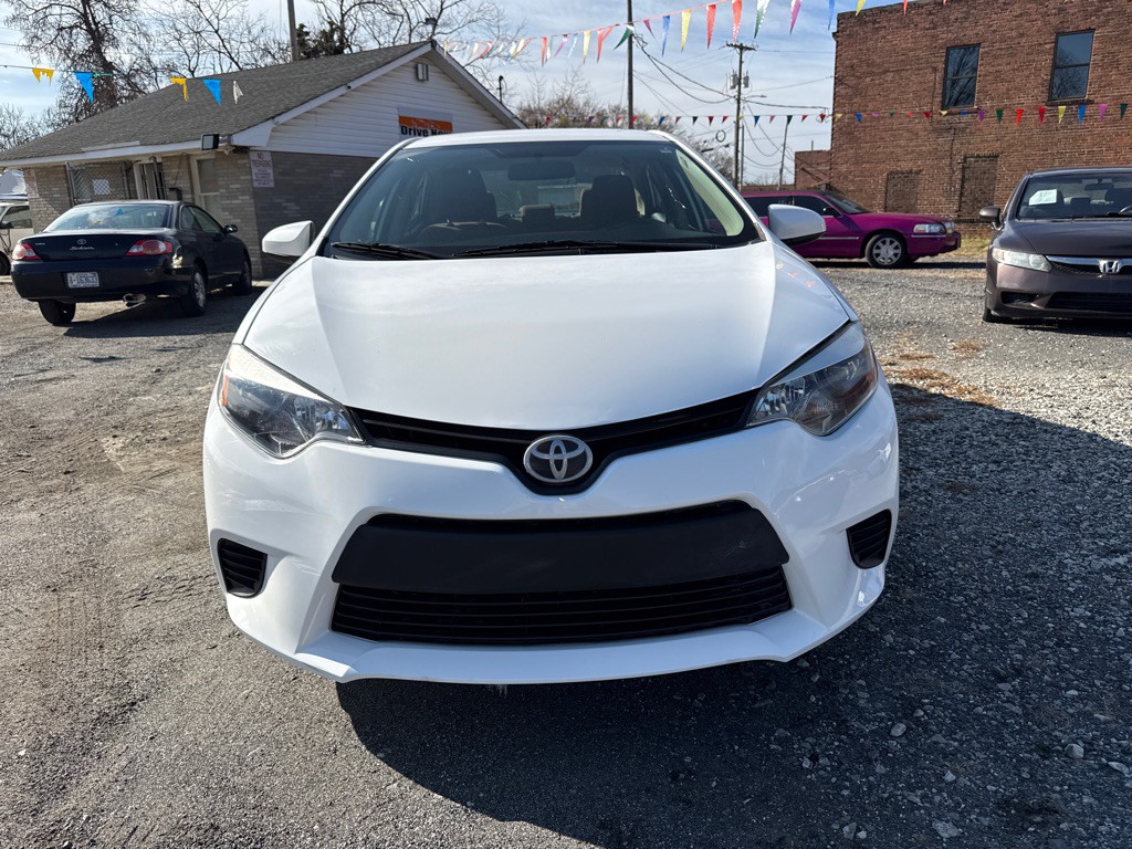 2016 Toyota Corolla Image 2