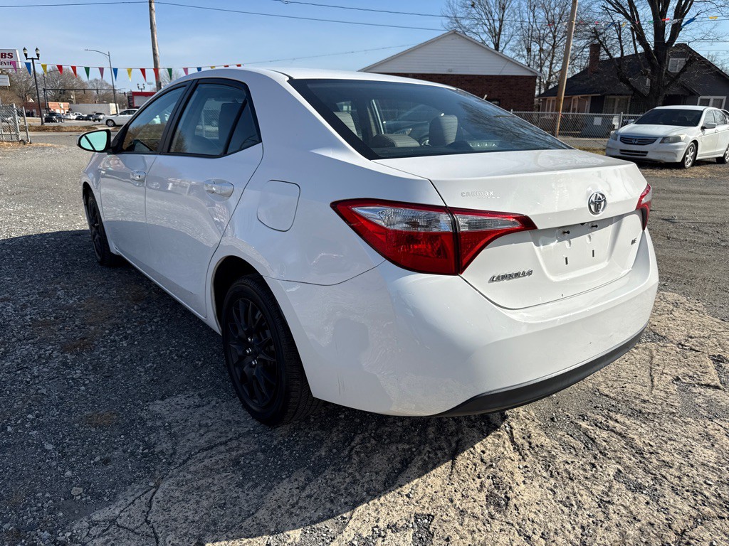 2016 Toyota Corolla Image 5