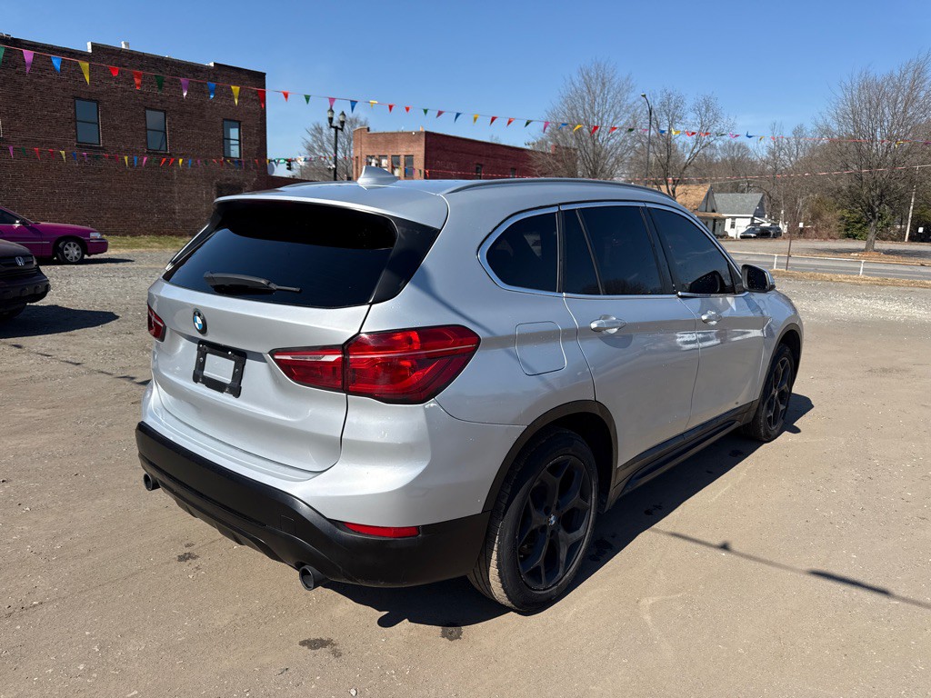 2018 BMW X1 Image 6