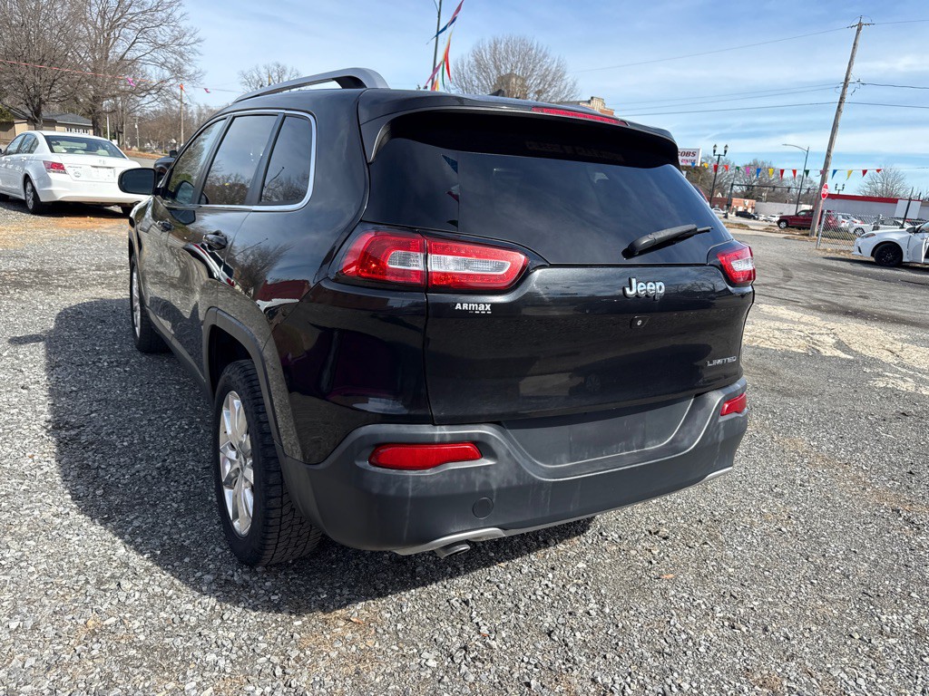 2016 Jeep Cherokee Image 10
