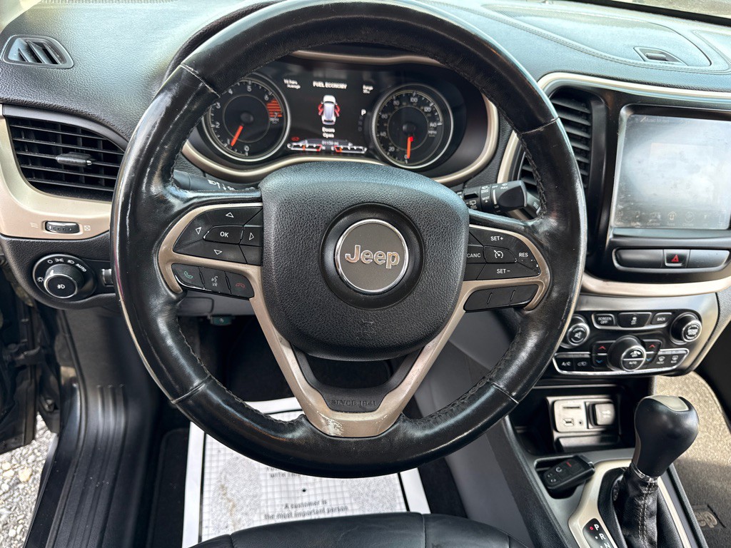 2016 Jeep Cherokee Image 19