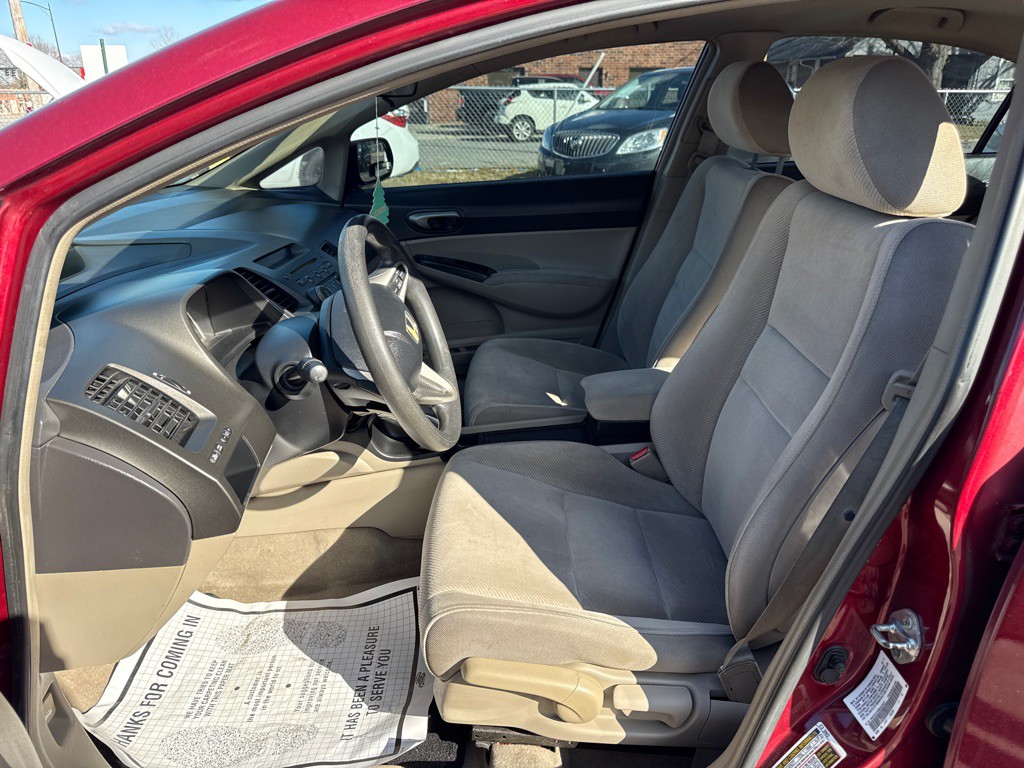 2011 Honda Civic Image 10