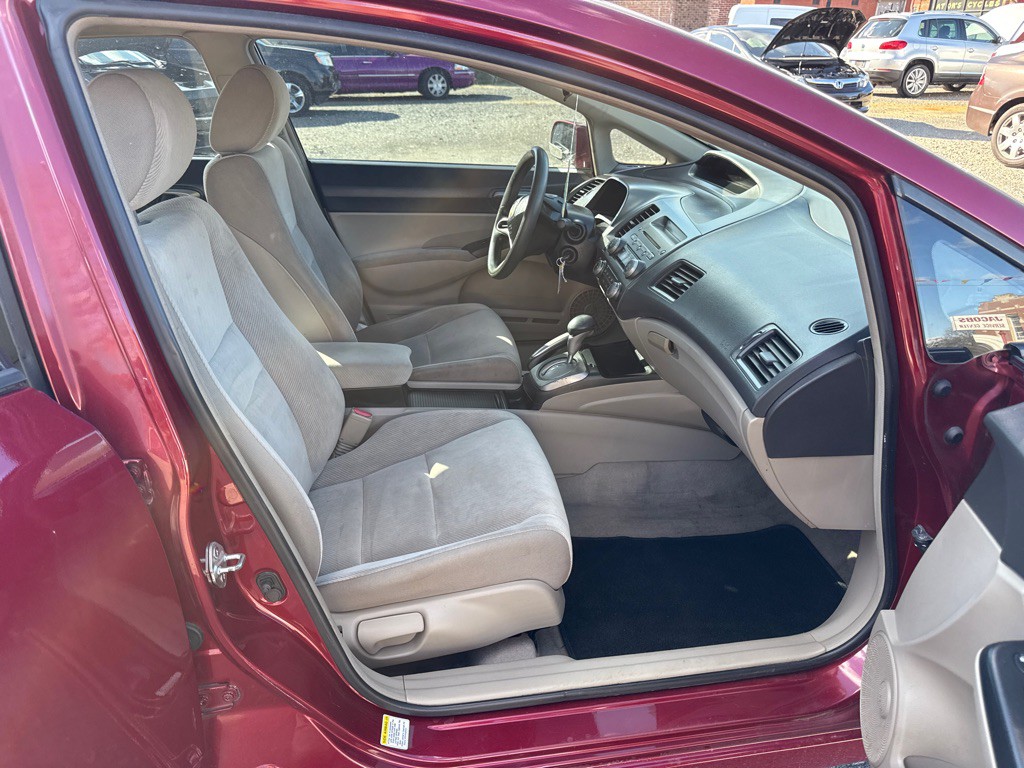 2011 Honda Civic Image 15