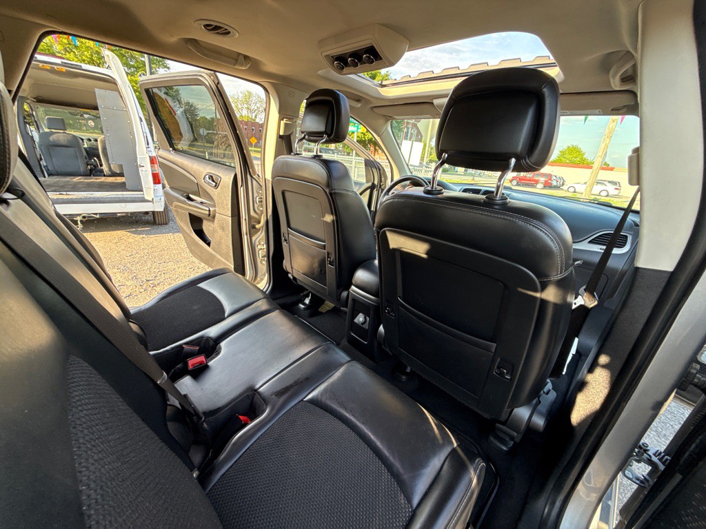 2020 Dodge Journey Image 16
