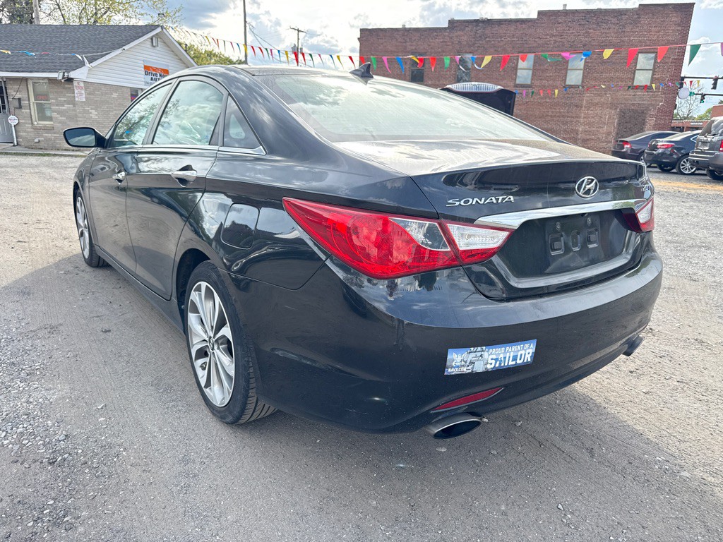 2013 Hyundai Sonata Image 7