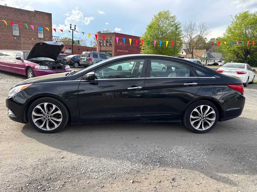 2013 Hyundai Sonata Image 8