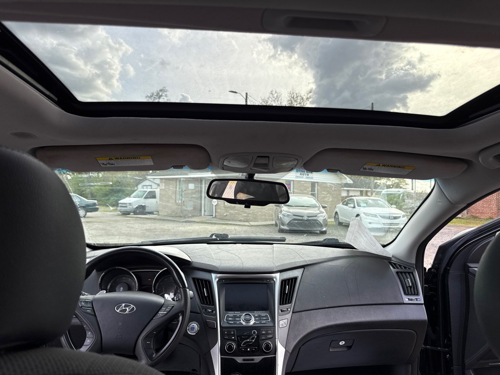 2013 Hyundai Sonata Image 15