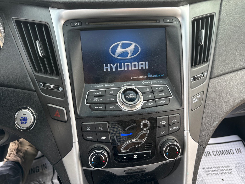 2013 Hyundai Sonata Image 18