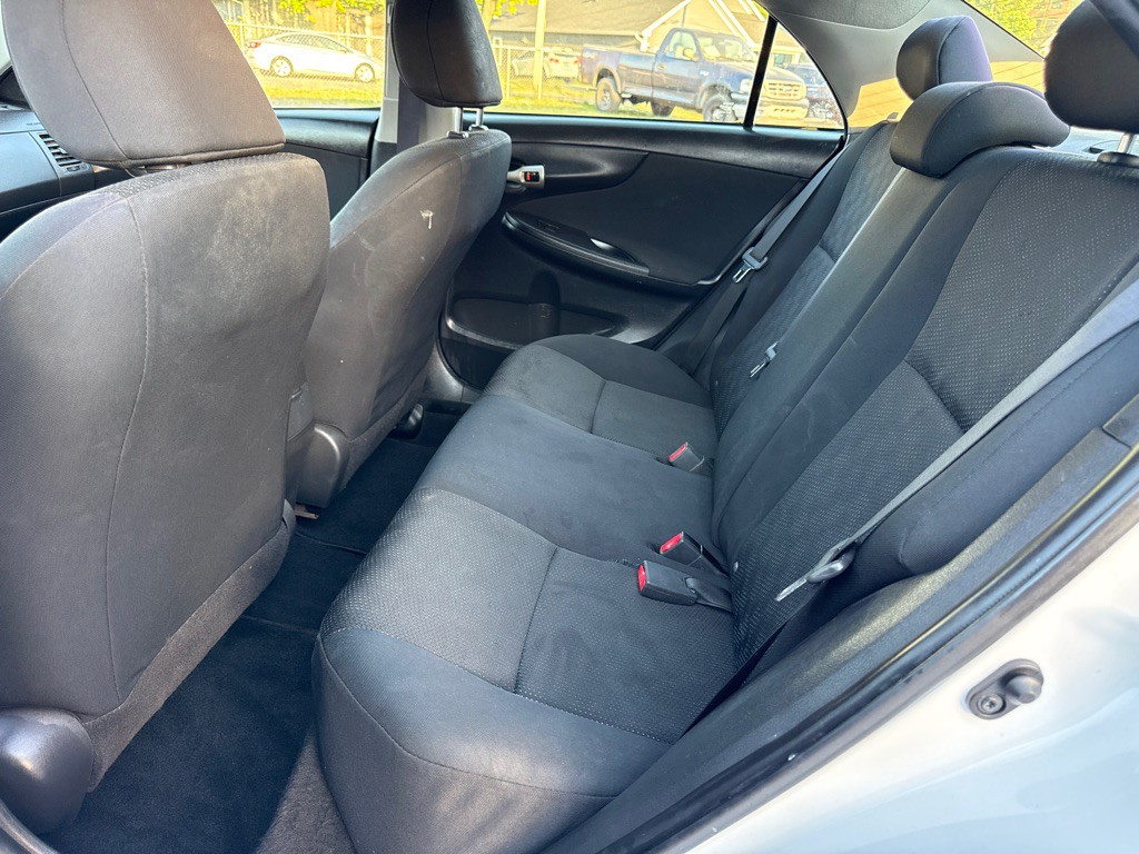 2009 Toyota Corolla Image 9