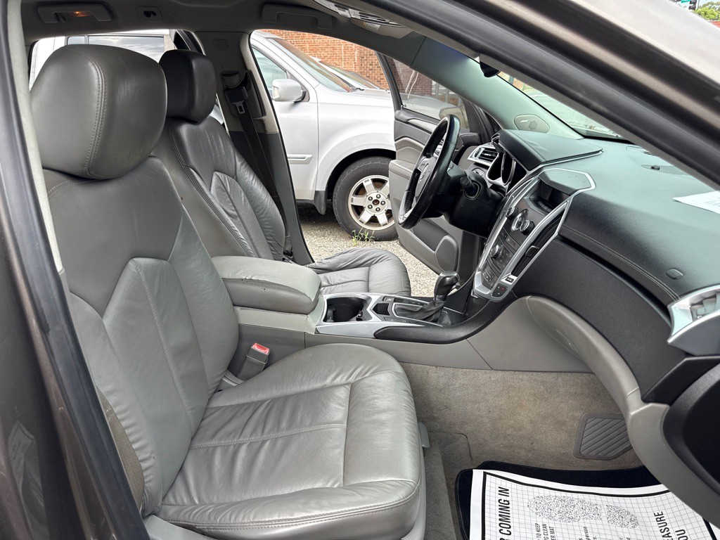 2012 Cadillac SRX Image 11