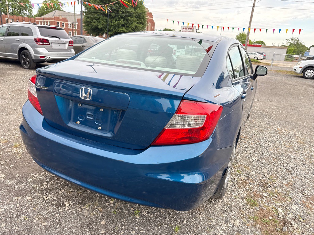 2012 Honda Civic Image 8