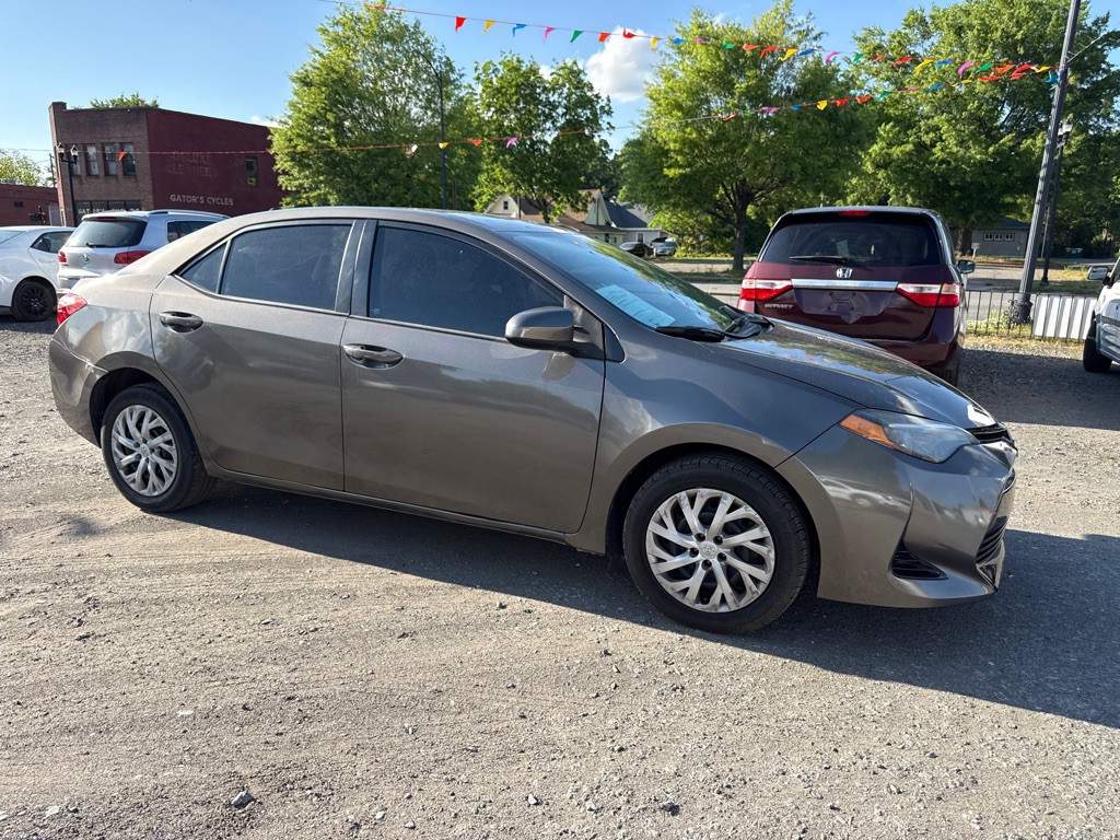 2018 Toyota Corolla Image 5