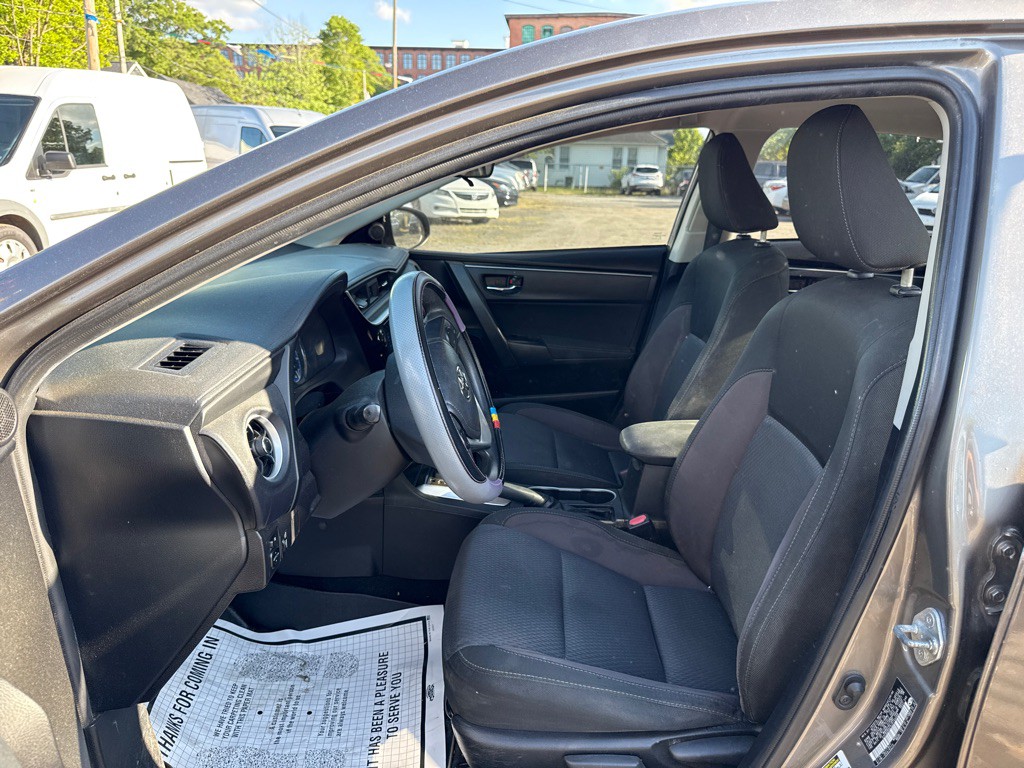 2018 Toyota Corolla Image 10