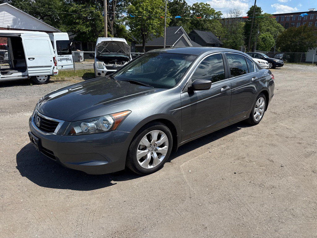 2010 Honda Accord Image 1