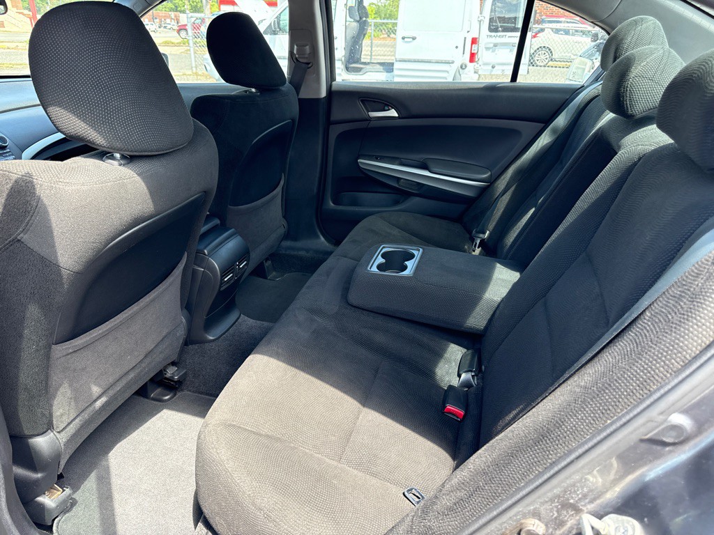 2010 Honda Accord Image 10