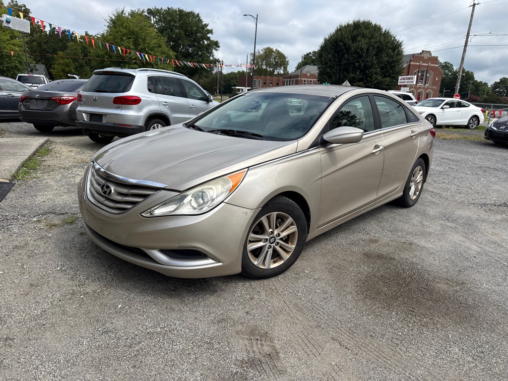 2012 Hyundai Sonata Image 1