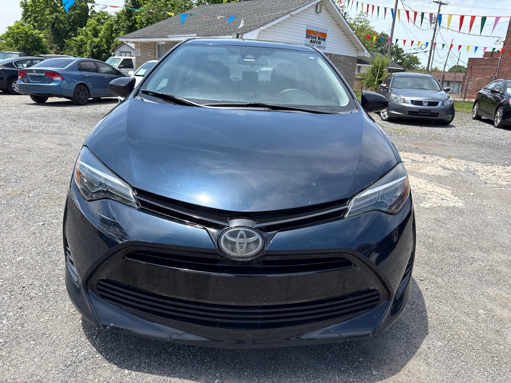 2018 Toyota Corolla Image 2