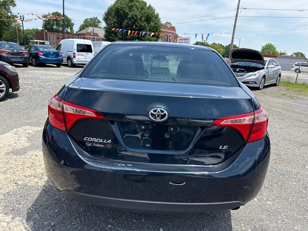 2018 Toyota Corolla Image 8