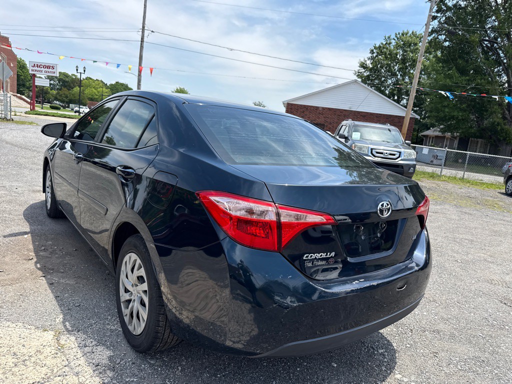2018 Toyota Corolla Image 9