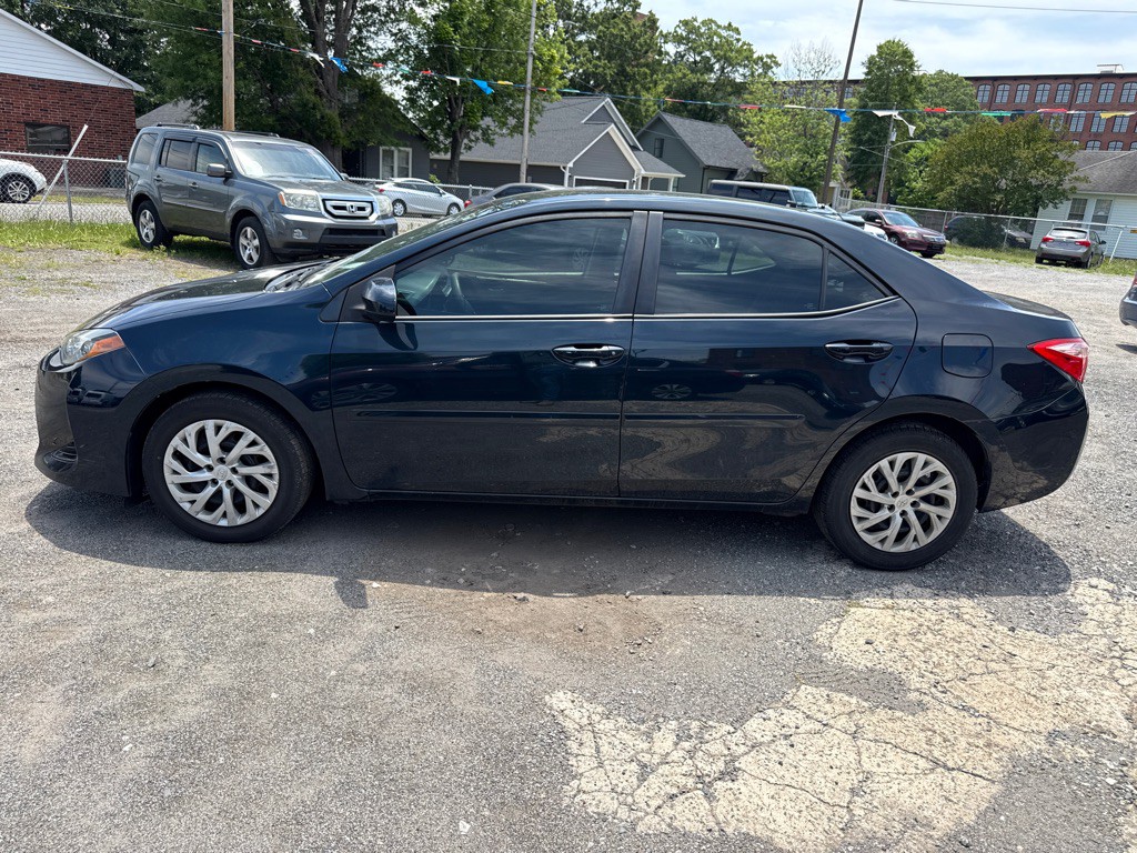 2018 Toyota Corolla Image 11