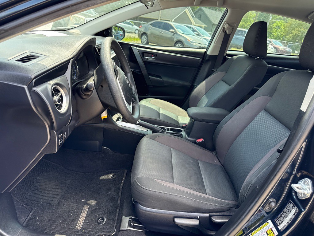 2018 Toyota Corolla Image 13
