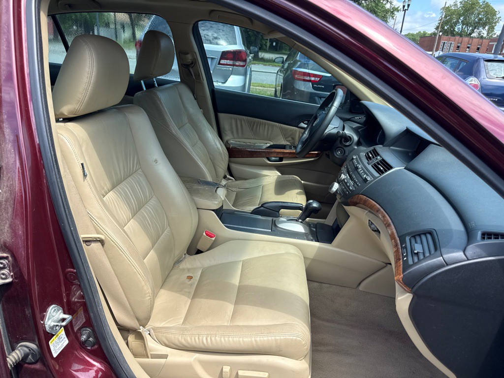 2012 Honda Accord Image 9