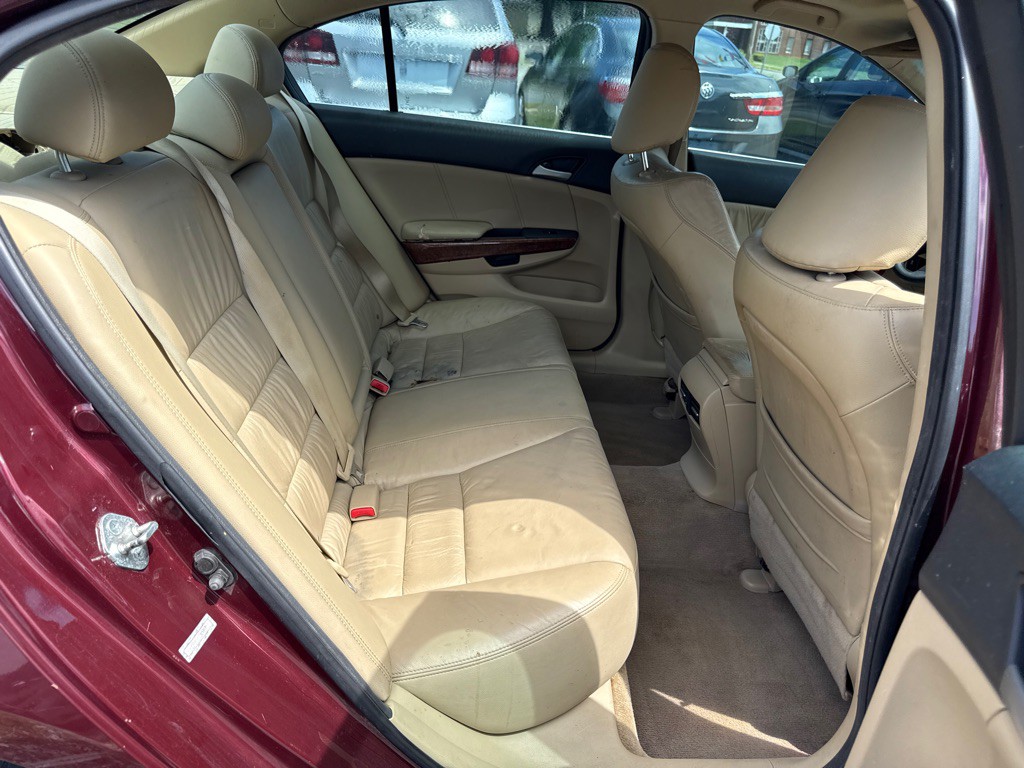 2012 Honda Accord Image 10