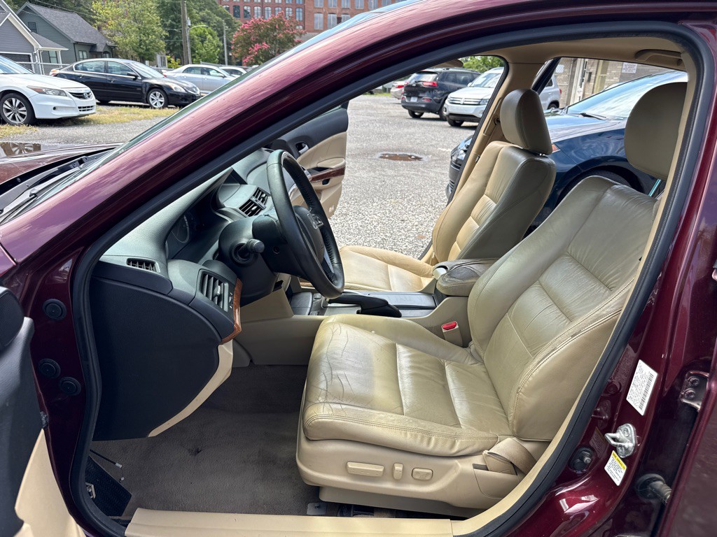 2012 Honda Accord Image 11