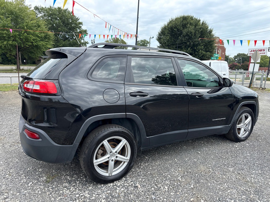 2015 Jeep Cherokee Image 8