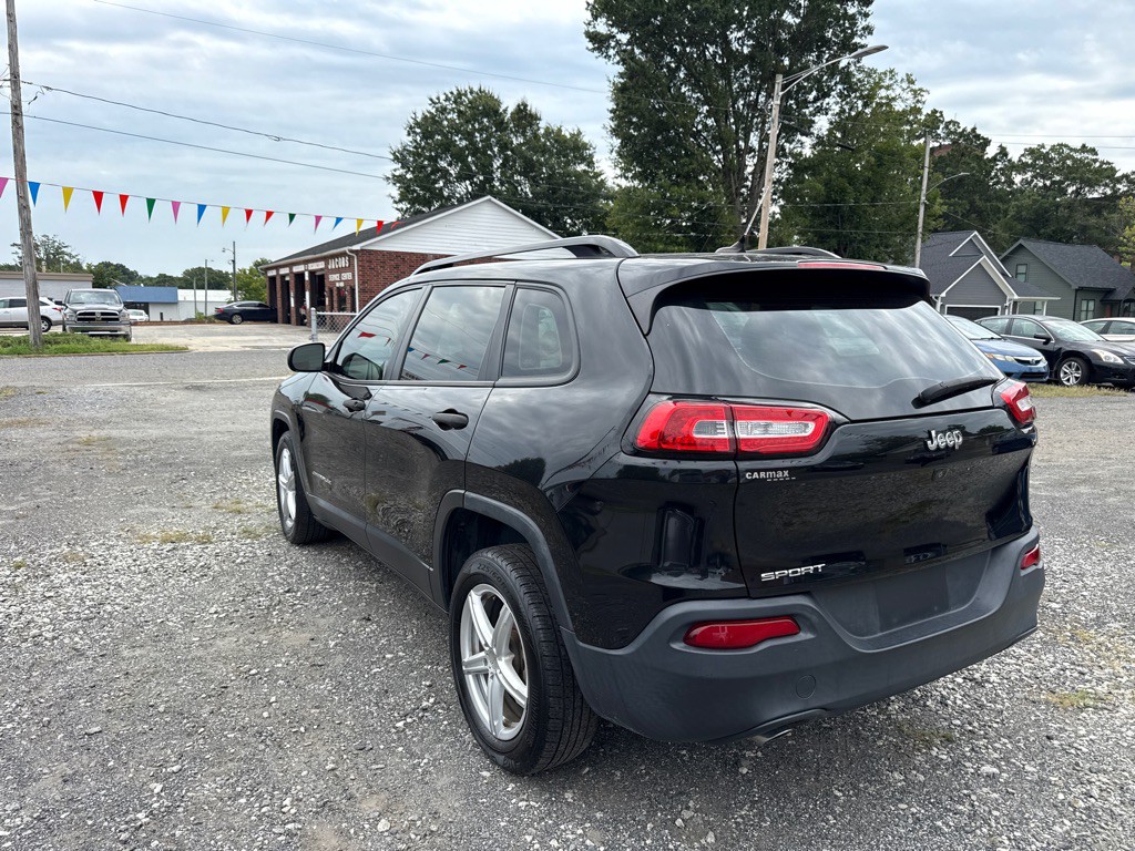 2015 Jeep Cherokee Image 11