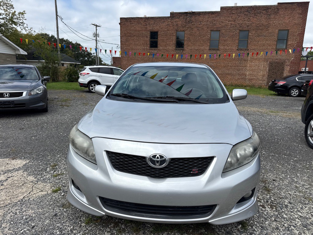 2010 Toyota Corolla Image 2