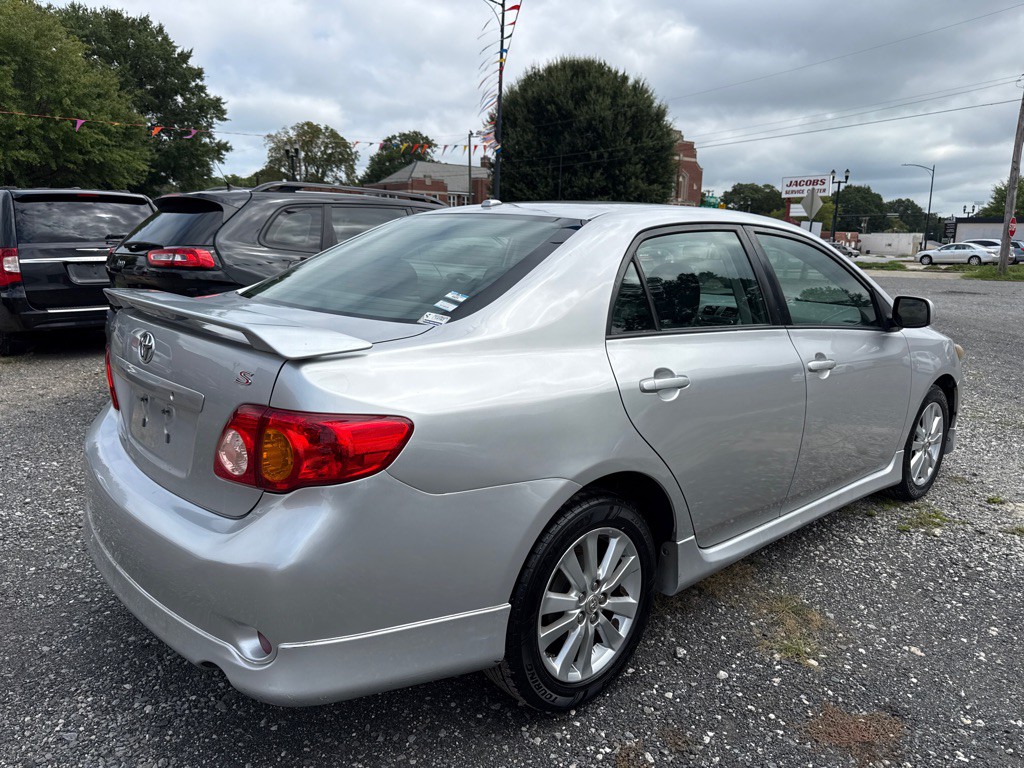 2010 Toyota Corolla Image 5
