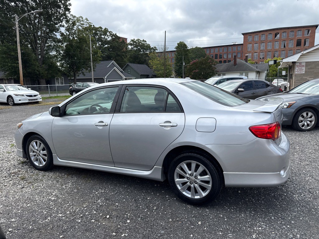 2010 Toyota Corolla Image 8