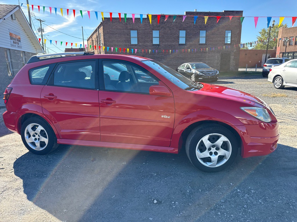 2006 Pontiac Vibe Image 4