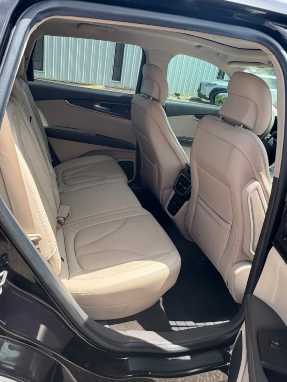 2019 Lincoln Nautilus Image 6