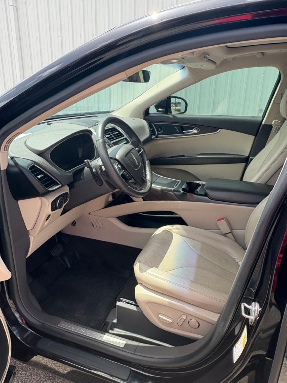 2019 Lincoln Nautilus Image 7