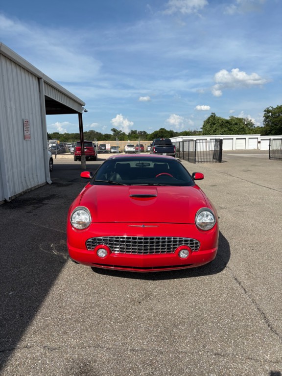 2003 Ford Thunderbird Image 3