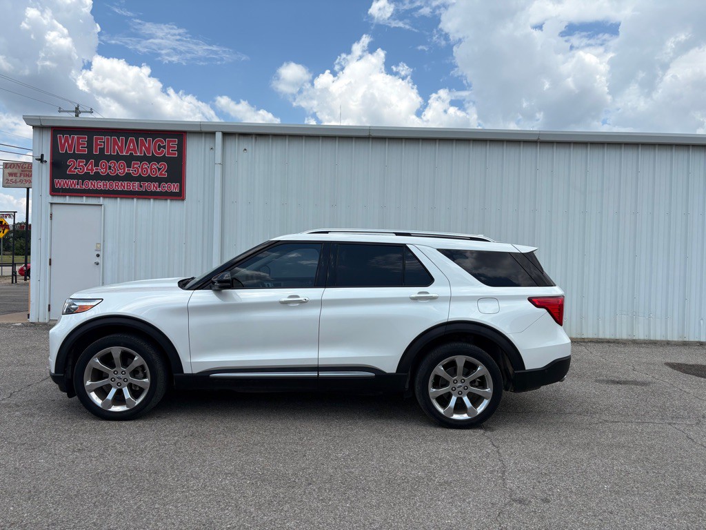 2020 Ford Explorer Image 1