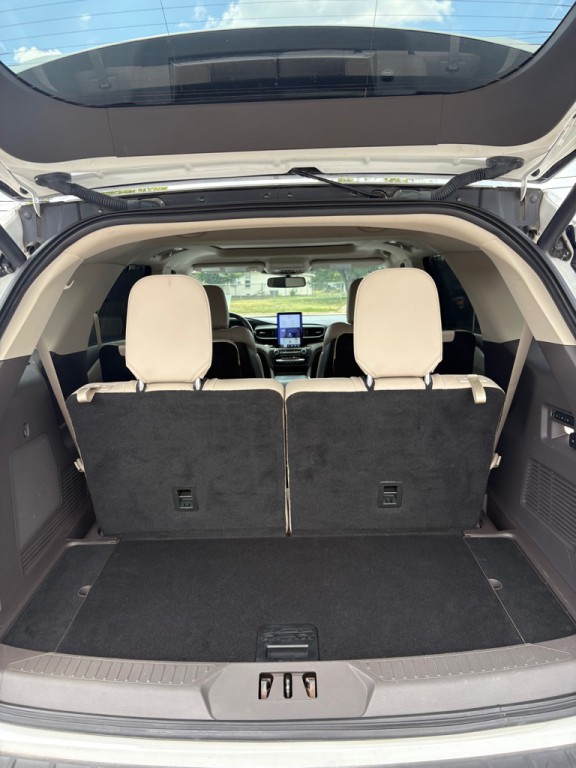2020 Ford Explorer Image 7