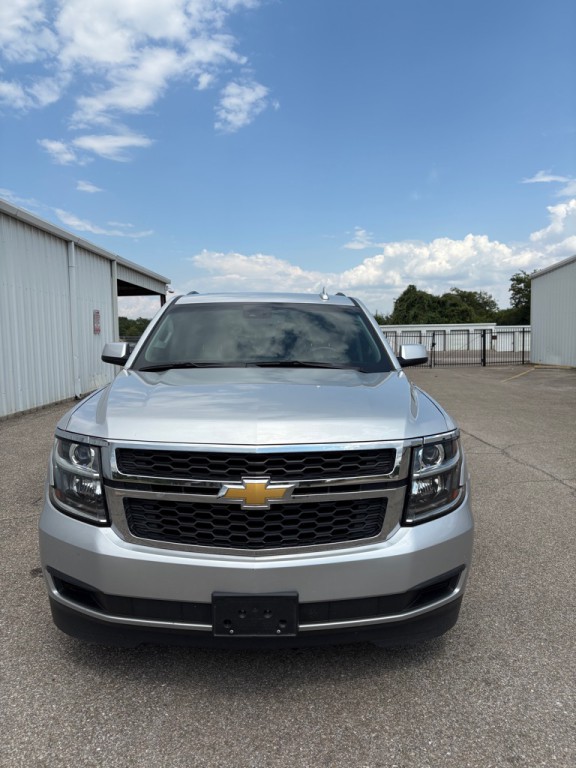 2015 Chevrolet Tahoe Image 2