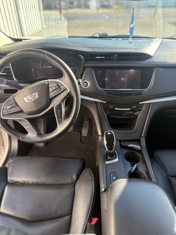 2017 Cadillac XT5 Image 8
