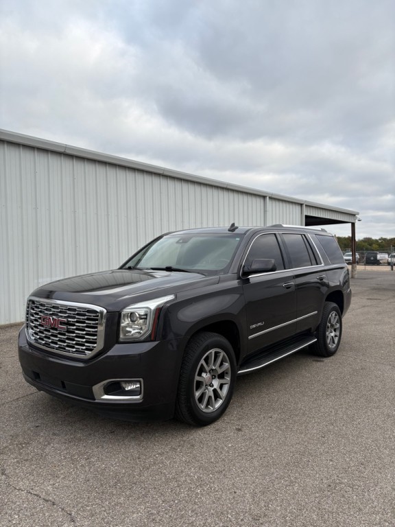 2018 GMC Yukon Image 2