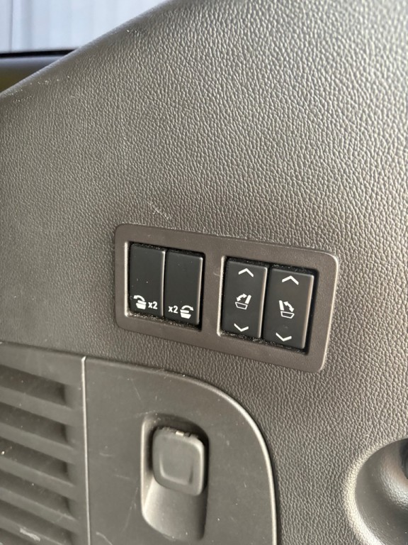 2018 GMC Yukon Image 9