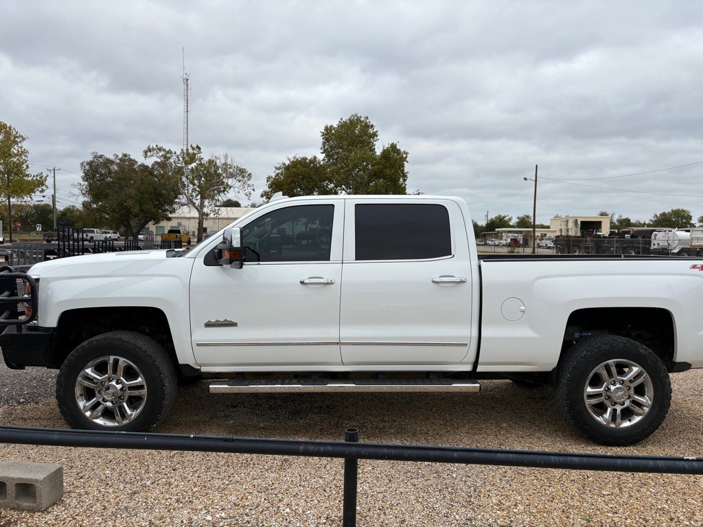 2015 Chevrolet Silverado 1500 Image 3