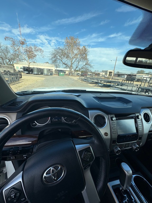 2016 Toyota Tundra Image 7