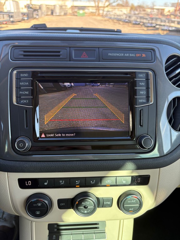 2017 Volkswagen Tiguan Image 10