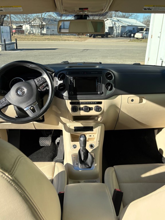 2017 Volkswagen Tiguan Image 16